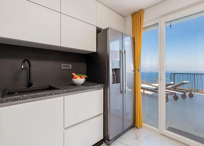 Corichi With Swimming Pool Villa *