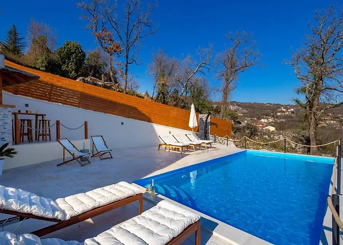 Corichi With Swimming Pool Villa