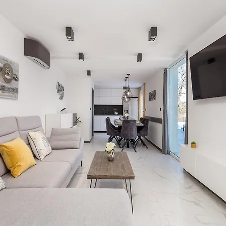 Corichi With Swimming Pool فيلة *