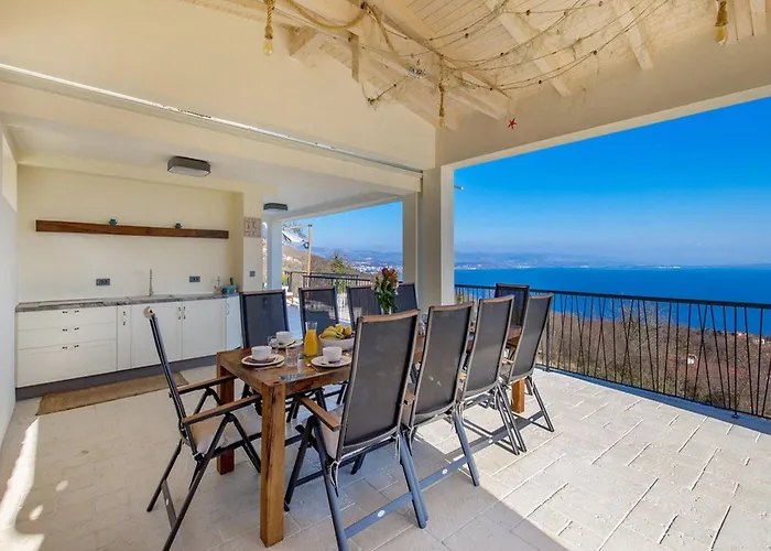 Вилла Corichi With Swimming Pool *